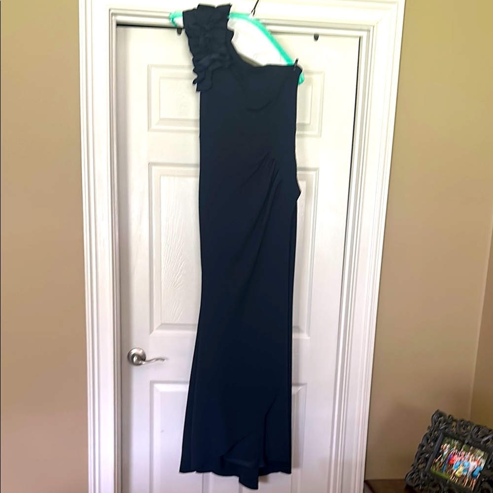 Aqua Black Asymmetrical One-Shoulder Gown